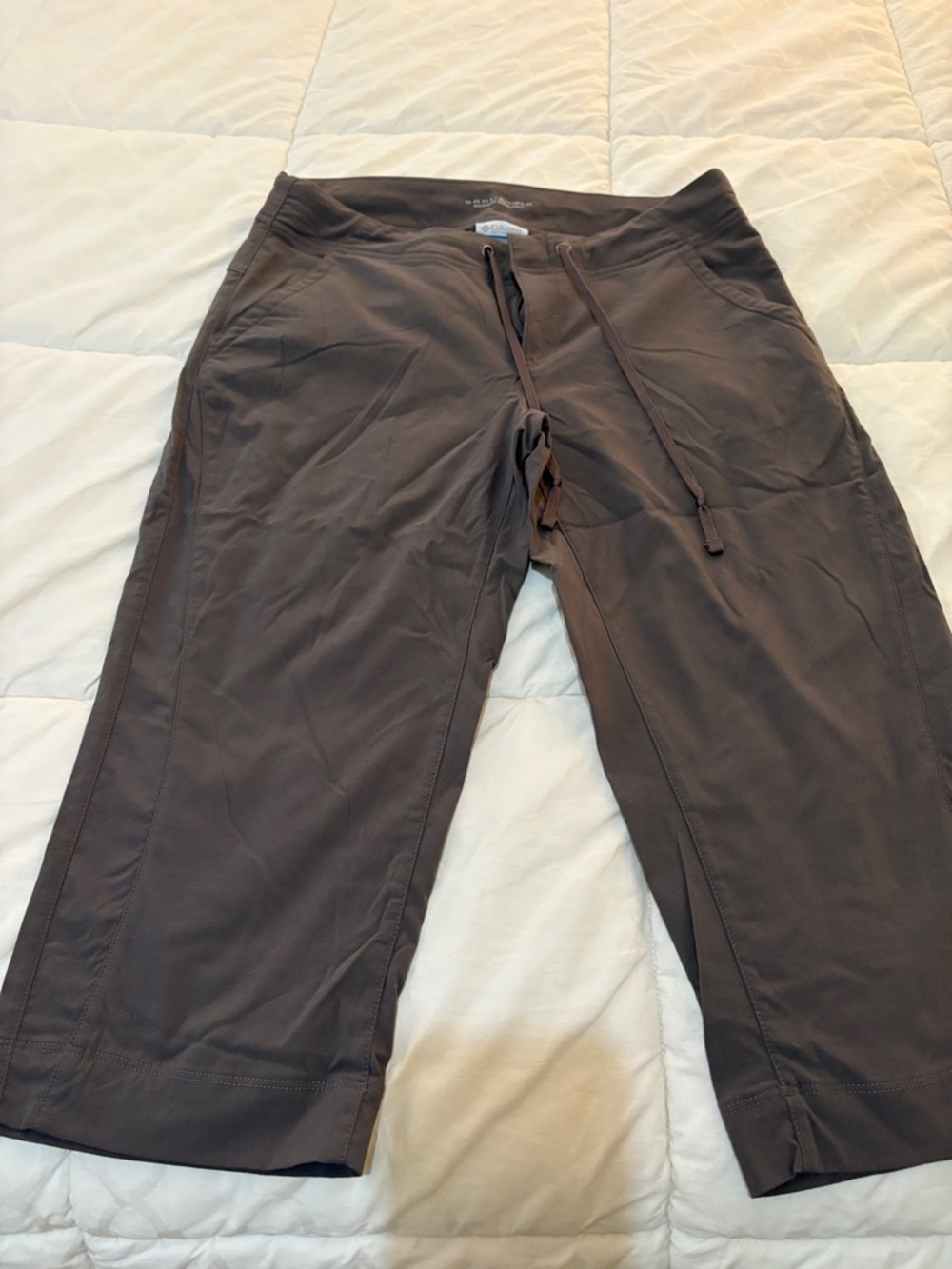 Columbia Women's Brown Capris with Drawcord Waist